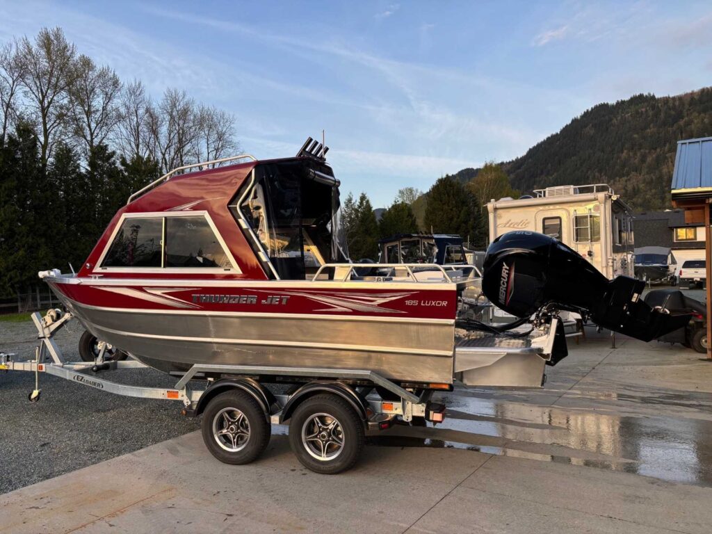 2025 Thunder Jet 185 Luxor